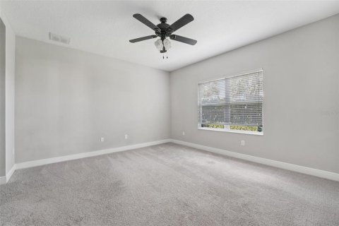 House in Fish Hawk, Florida 2 bedrooms, 141.68 sq.m. № 1791824 - photo 16