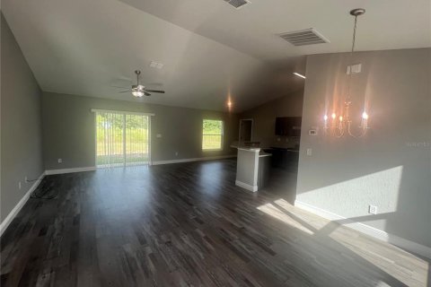 Villa ou maison à louer à Ocala, Floride: 3 chambres, 131.55 m2 № 2427630 - photo 8