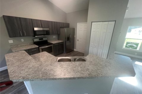 Villa ou maison à louer à Ocala, Floride: 3 chambres, 131.55 m2 № 2427630 - photo 11