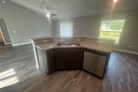 Villa ou maison à louer à Ocala, Floride: 3 chambres, 131.55 m2 № 2427630 - photo 13