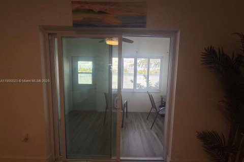 Copropriété à vendre à Miami, Floride: 2 chambres, 78.97 m2 № 1952841 - photo 13