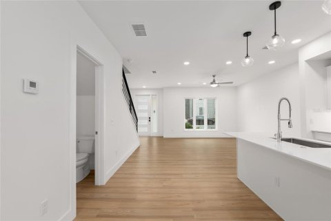 Touwnhouse à vendre à Gainesville, Floride: 3 chambres, 152.36 m2 № 1900134 - photo 26