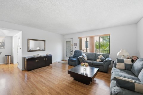 Condo in Delray Beach, Florida, 2 bedrooms  № 2246310 - photo 6