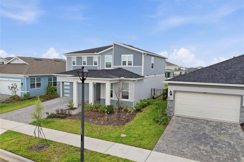 House in Orlando, Florida 5 bedrooms, 244.8 sq.m. № 2216376 - photo 3