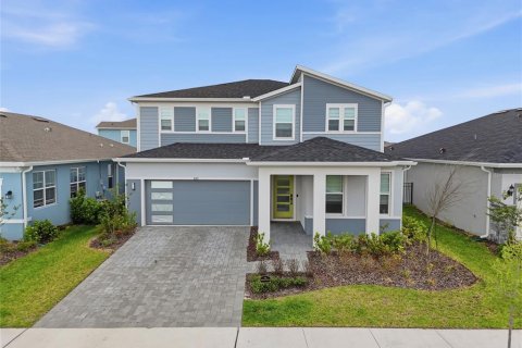 House in Orlando, Florida 5 bedrooms, 244.8 sq.m. № 2216376