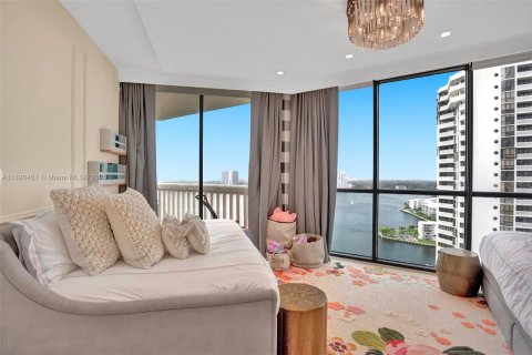 Condominio en alquiler en Aventura, Florida, 2 dormitorios, 185.8 m2 № 1946318 - foto 6