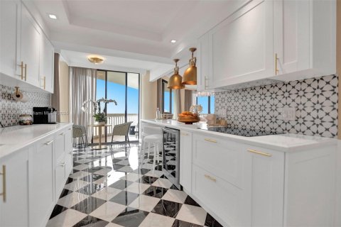 Condominio en alquiler en Aventura, Florida, 2 dormitorios, 185.8 m2 № 1946318 - foto 17