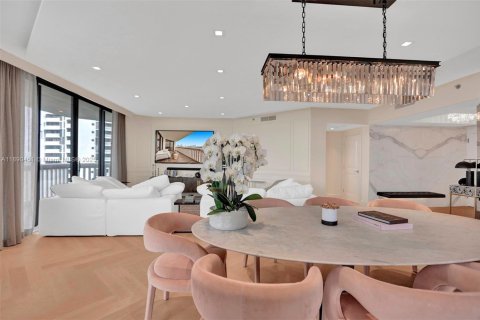 Condominio en alquiler en Aventura, Florida, 2 dormitorios, 185.8 m2 № 1946318 - foto 12