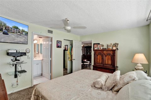 Condo in Margate, Florida, 2 bedrooms  № 2064296 - photo 8