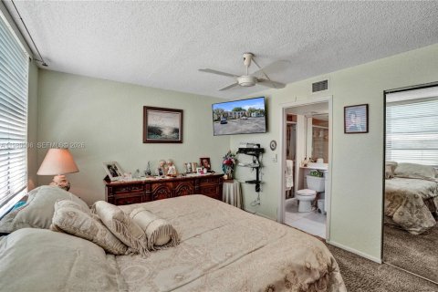 Condo in Margate, Florida, 2 bedrooms  № 2064296 - photo 9