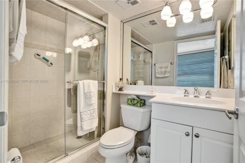 Condo in Margate, Florida, 2 bedrooms  № 2064296 - photo 10
