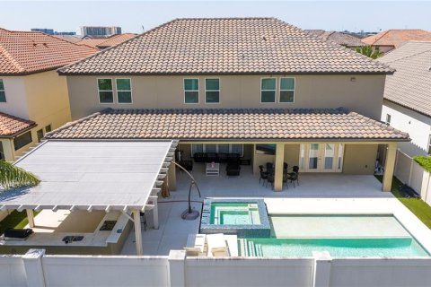 House in Orlando, Florida 6 bedrooms, 501.11 sq.m. № 1740371 - photo 7