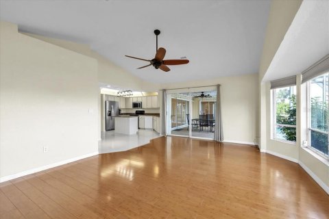 House in Rotonda, Florida 3 bedrooms, 192.12 sq.m. № 2128260 - photo 26