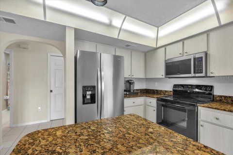 House in Rotonda, Florida 3 bedrooms, 192.12 sq.m. № 2128260 - photo 21