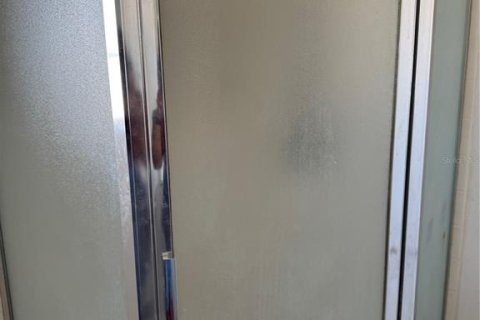 Снять в аренду виллу или дом в Киссимми, Флорида 6 комнат, 158.31м2, № 1724768 - фото 16
