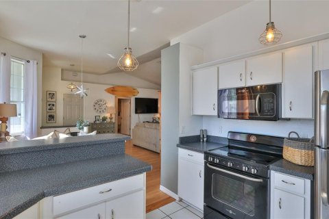 House in Palm Coast, Florida 3 bedrooms, 130.53 sq.m. № 1887080 - photo 7