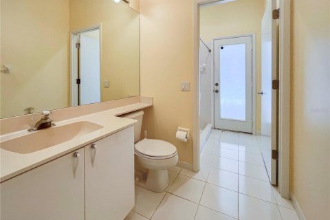 Casa en alquiler en Sarasota, Florida, 3 dormitorios, 245.35 m2 № 1915319 - foto 22