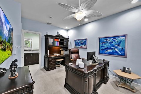 Townhouse in Hollywood, Florida 4 bedrooms, 299.89 sq.m. № 2052909 - photo 8