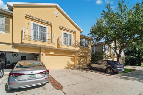 Townhouse in Riverview, Florida 3 bedrooms, 149.48 sq.m. № 1854439 - photo 3