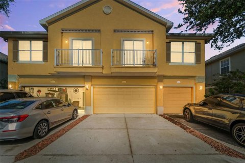 Townhouse in Riverview, Florida 3 bedrooms, 149.48 sq.m. № 1854439 - photo 1