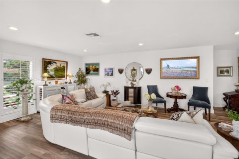 Casa en venta en Miami Shores, Florida, 3 dormitorios, 169.45 m2 № 1814564 - foto 23