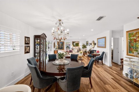 Casa en venta en Miami Shores, Florida, 3 dormitorios, 169.45 m2 № 1814564 - foto 22