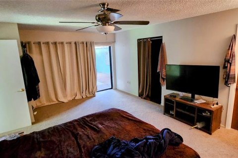 Villa ou maison à vendre à New Port Richey, Floride: 2 chambres, 120.77 m2 № 1618077 - photo 10