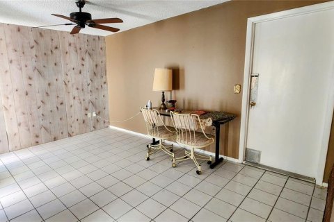 Villa ou maison à vendre à New Port Richey, Floride: 2 chambres, 120.77 m2 № 1618077 - photo 6