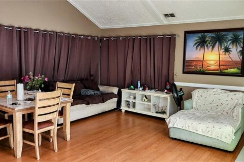 Villa ou maison à vendre à New Port Richey, Floride: 2 chambres, 120.77 m2 № 1618077 - photo 2