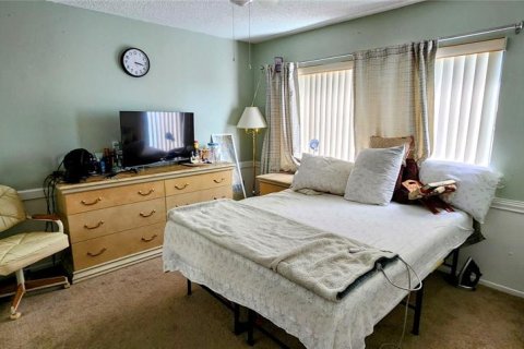Villa ou maison à vendre à New Port Richey, Floride: 2 chambres, 120.77 m2 № 1618077 - photo 12