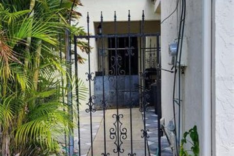 Villa ou maison à vendre à New Port Richey, Floride: 2 chambres, 120.77 m2 № 1618077 - photo 24