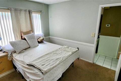 Villa ou maison à vendre à New Port Richey, Floride: 2 chambres, 120.77 m2 № 1618077 - photo 11