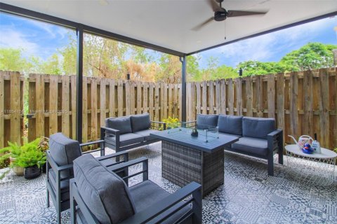 Купить виллу или дом в Катлер-Бей, Флорида 3 спальни, 184.69м2, № 1958189 - фото 22