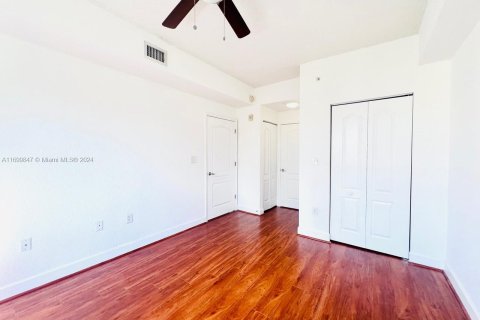 Copropriété à vendre à South Miami, Floride: 3 chambres, 108.14 m2 № 1959010 - photo 11