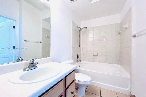 Copropriété à vendre à South Miami, Floride: 3 chambres, 108.14 m2 № 1959010 - photo 10