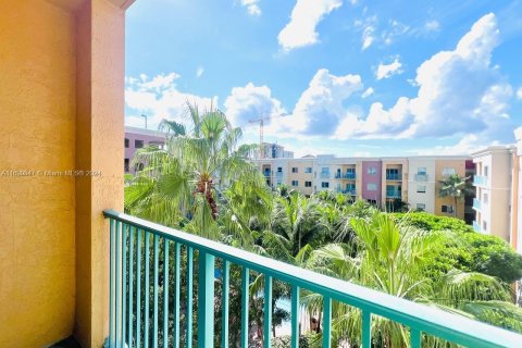 Copropriété à vendre à South Miami, Floride: 3 chambres, 108.14 m2 № 1959010 - photo 2