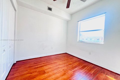 Copropriété à vendre à South Miami, Floride: 3 chambres, 108.14 m2 № 1959010 - photo 9