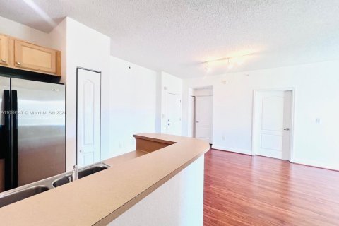 Copropriété à vendre à South Miami, Floride: 3 chambres, 108.14 m2 № 1959010 - photo 5