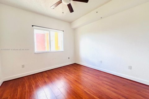 Copropriété à vendre à South Miami, Floride: 3 chambres, 108.14 m2 № 1959010 - photo 8