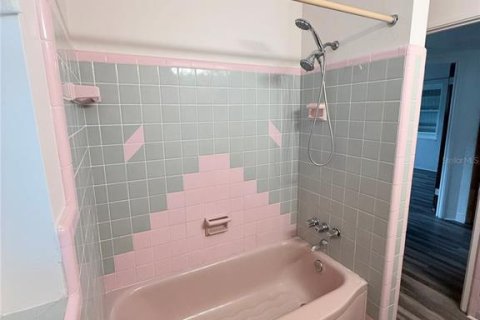 Villa ou maison à louer à Seminole, Floride: 2 chambres, 86.96 m2 № 2383878 - photo 3