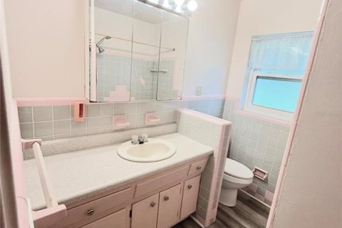 Villa ou maison à louer à Seminole, Floride: 2 chambres, 86.96 m2 № 2383878 - photo 2