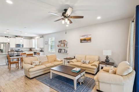 House in Riverview, Florida 3 bedrooms, 162.76 sq.m. № 1879613 - photo 12