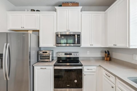 House in Riverview, Florida 3 bedrooms, 162.76 sq.m. № 1879613 - photo 8