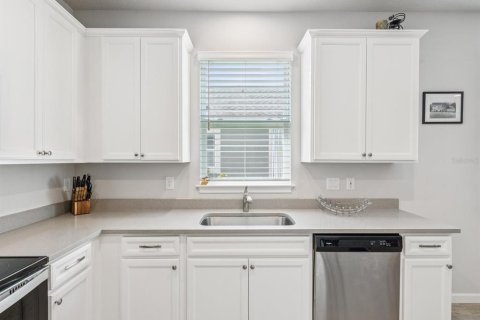 House in Riverview, Florida 3 bedrooms, 162.76 sq.m. № 1879613 - photo 9