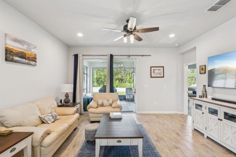 House in Riverview, Florida 3 bedrooms, 162.76 sq.m. № 1879613 - photo 15
