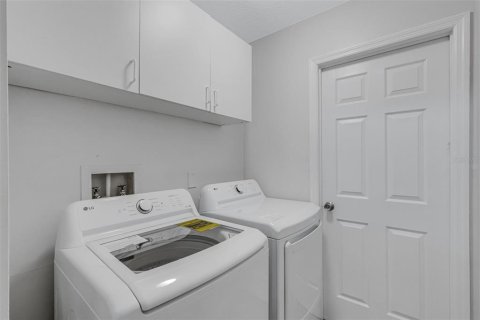 Adosado en venta en Sarasota, Florida, 3 dormitorios, 151.52 m2 № 1429092 - foto 13
