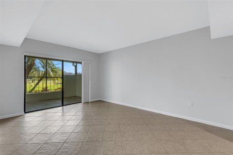Adosado en venta en Sarasota, Florida, 3 dormitorios, 151.52 m2 № 1429092 - foto 6