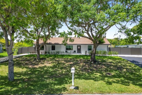 Дом в Катлер-Бей, Флорида 3 спальни, 169.64м2 № 2065263