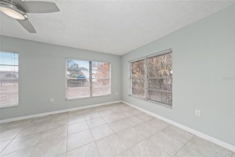 House in Sebring, Florida 2 bedrooms, 134.62 sq.m. № 2166124 - photo 6