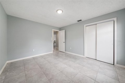 House in Sebring, Florida 2 bedrooms, 134.62 sq.m. № 2166124 - photo 11